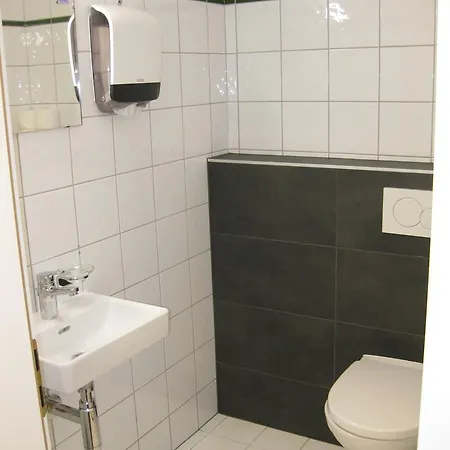 Ekonomický hotel Dependance Hubertus *